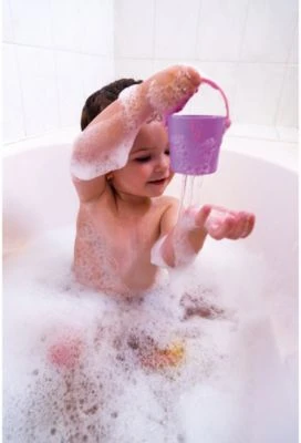 Janod Badespielzeug Wasserlauf-Eimer (5 Stück) 7 Janod Badespielzeug Wasserlauf-Eimer (5 Stück) – Bild 5