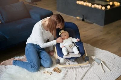 MoMi Babywippe LUMIWOOD, Navy Blue 7 MoMi Babywippe LUMIWOOD, Navy Blue – Bild 5