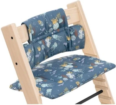 Stokke Tripp Trapp® Classic Baby Kissen, Into The Deep 4 Stokke Tripp Trapp® Classic Baby Kissen, Into The Deep – Bild 2