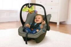 Lamaze Clip & Go Spieltier - Diego Der Fliegende Drache 7 Lamaze Clip & Go Spieltier - Diego Der Fliegende Drache -Baby Lieferungen Geschäft 3965935 03